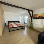 Schoene Einfache Zentrale Ferienwohnung Ueber Den Daechern Der Stadt
